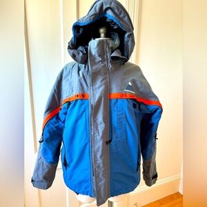 Nike Storm-Fit very warm women’s winter hooded parka. Sugarloaf Mtn on back.